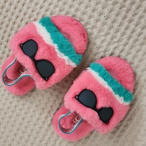 Ugg Sandals Girl Super Cute 💕